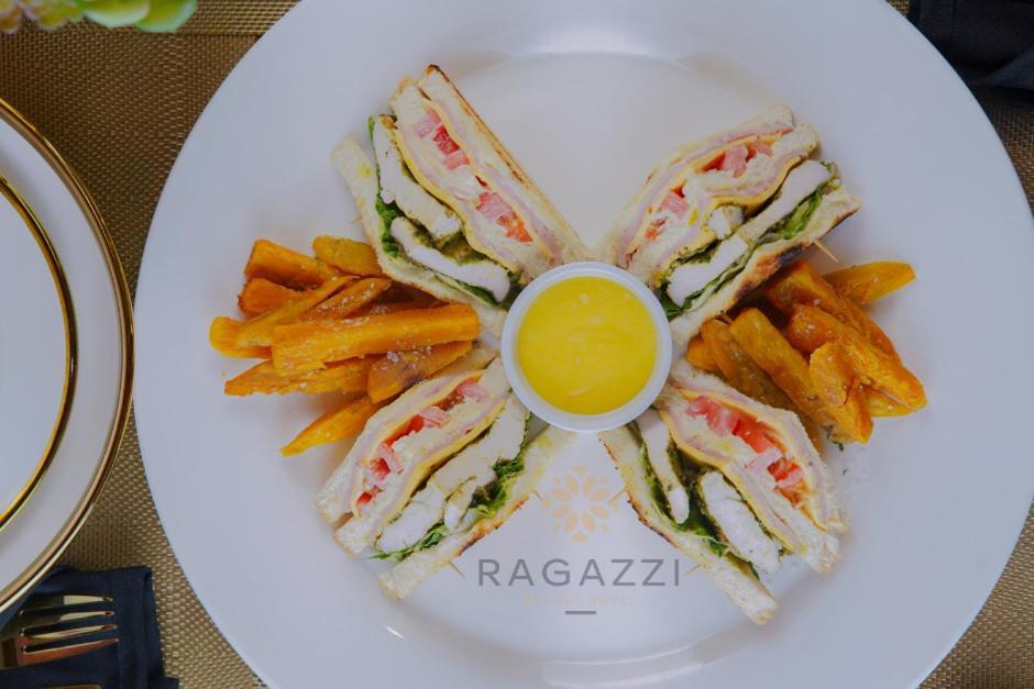 Ragazzi Resort Hotel Naga  Exterior foto