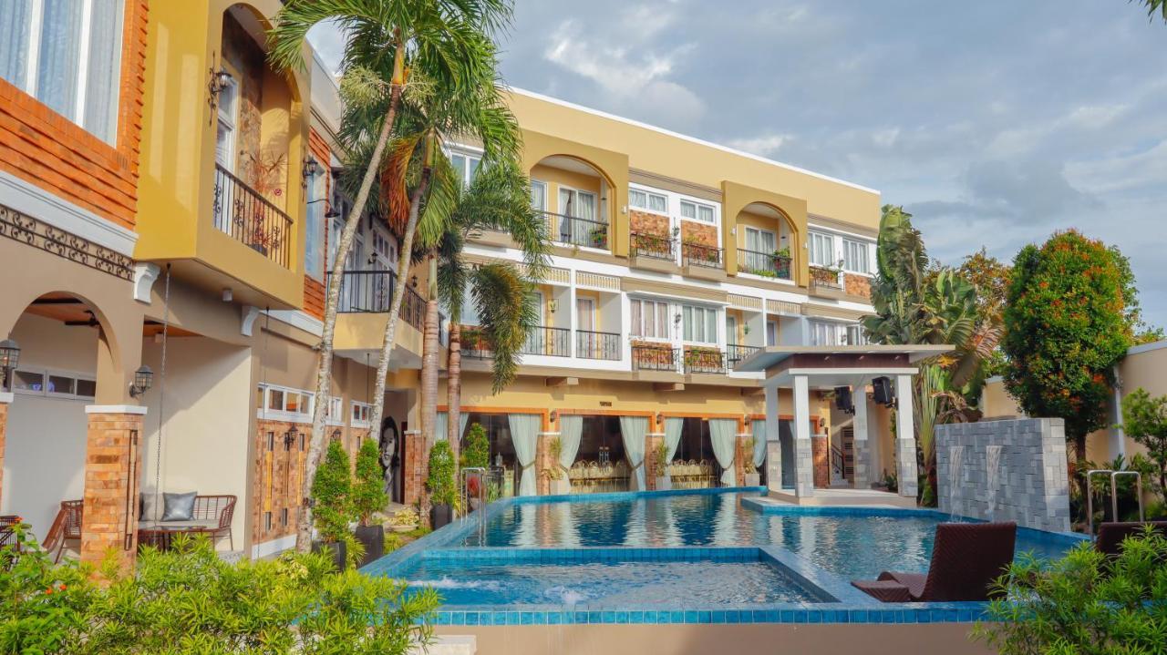 Ragazzi Resort Hotel Naga  Exterior foto